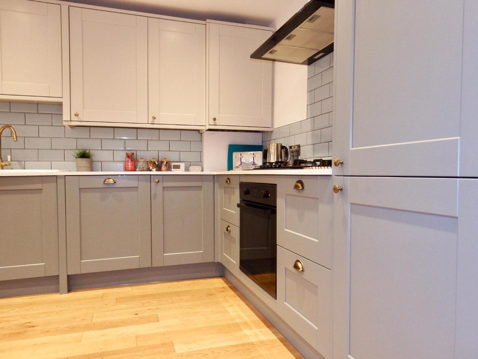 Newly Renovated 3 Bedroom Victorian Detached House ボーンマス エクステリア 写真