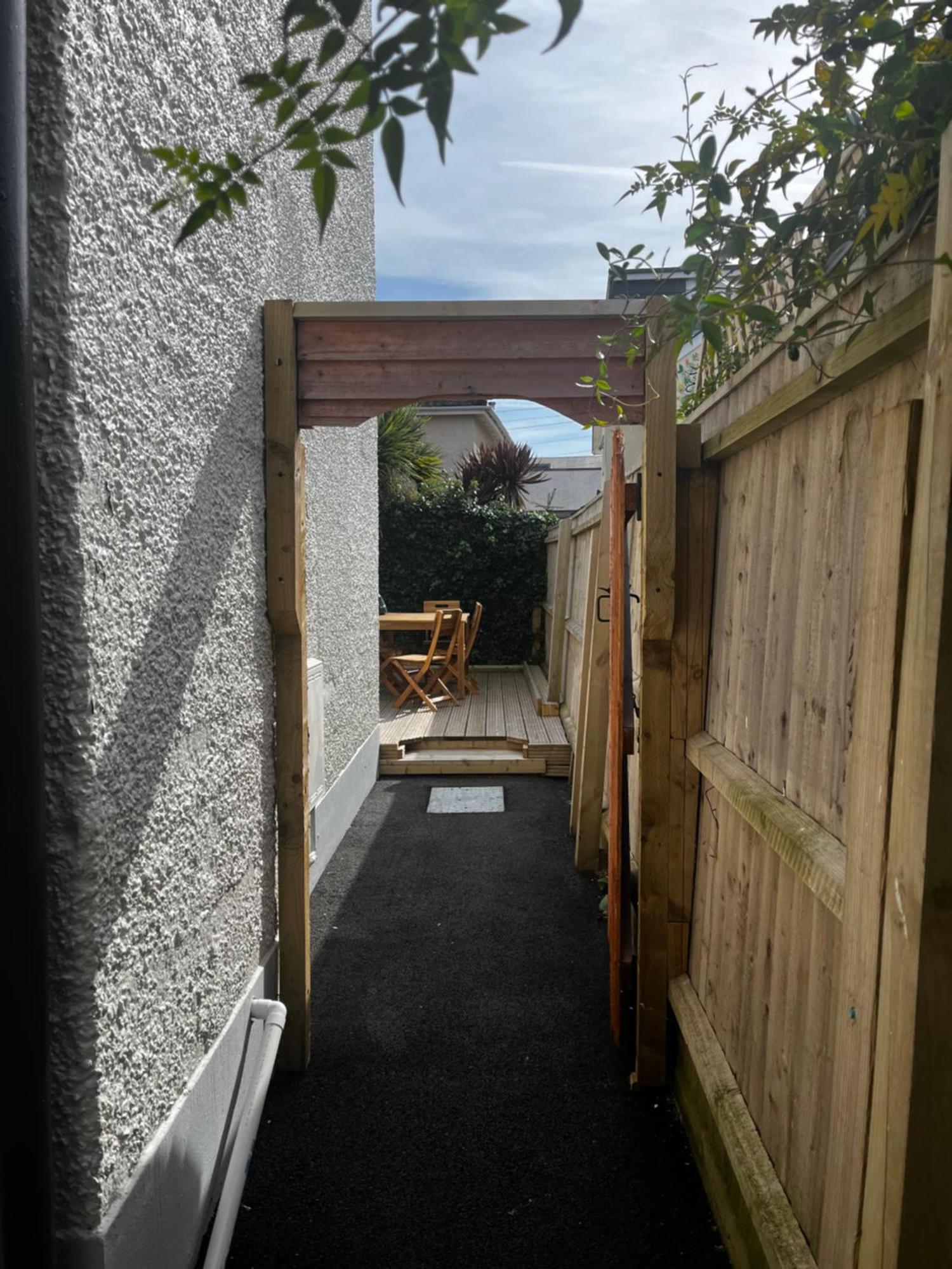 Newly Renovated 3 Bedroom Victorian Detached House ボーンマス エクステリア 写真